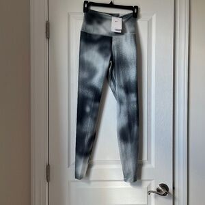 New Women’s Nike Training Dri-Fit Training Pant Size XS